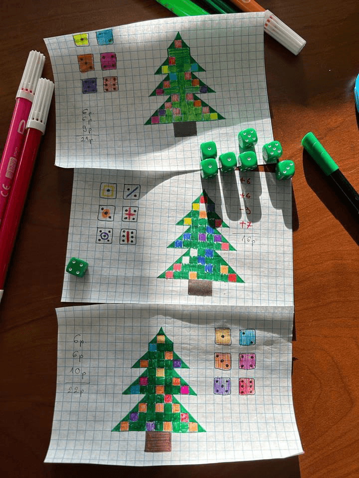 Christmas tree coloring game setup